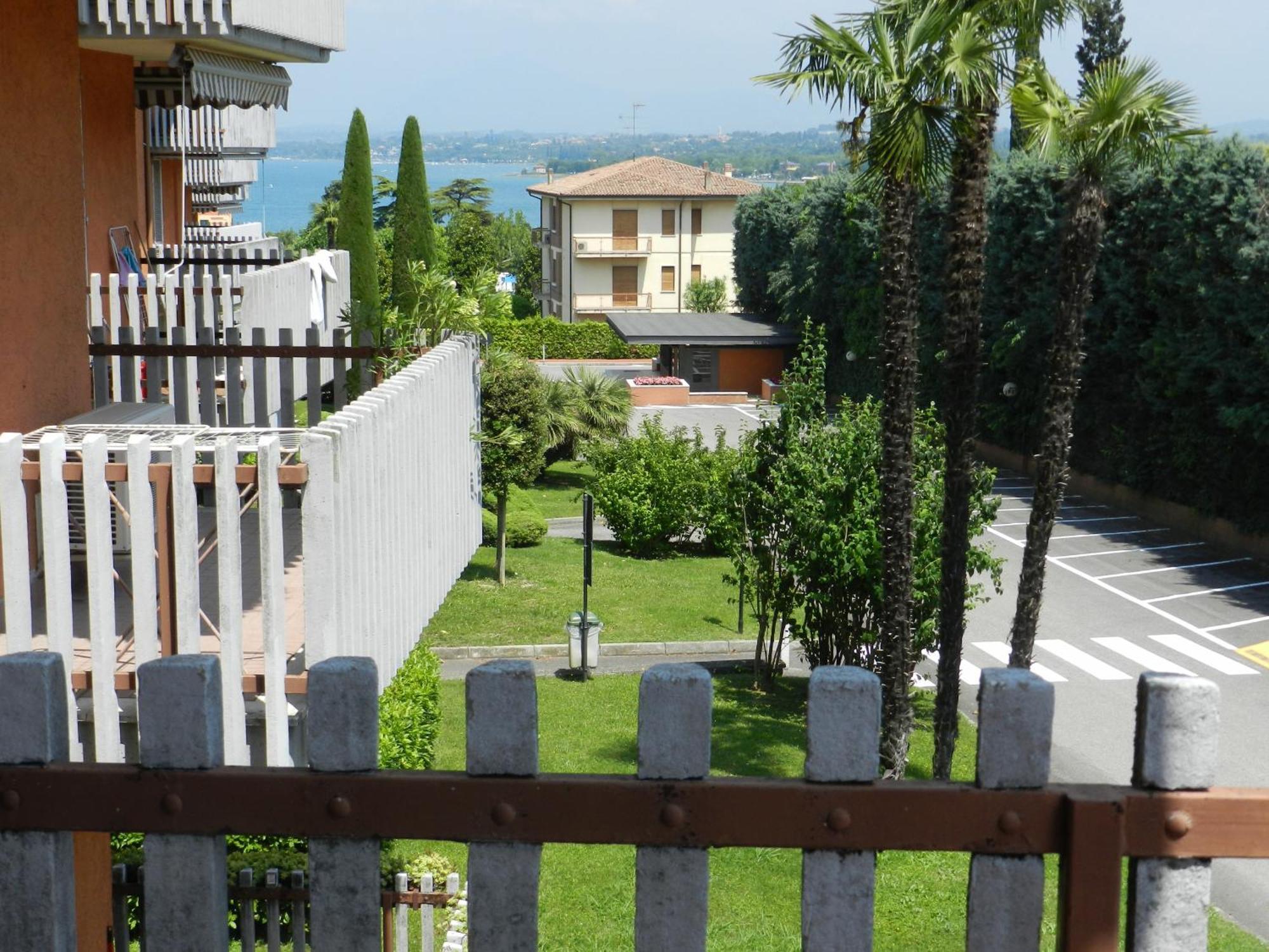 Ferienwohnung Al Girasole Peschiera del Garda Exterior foto